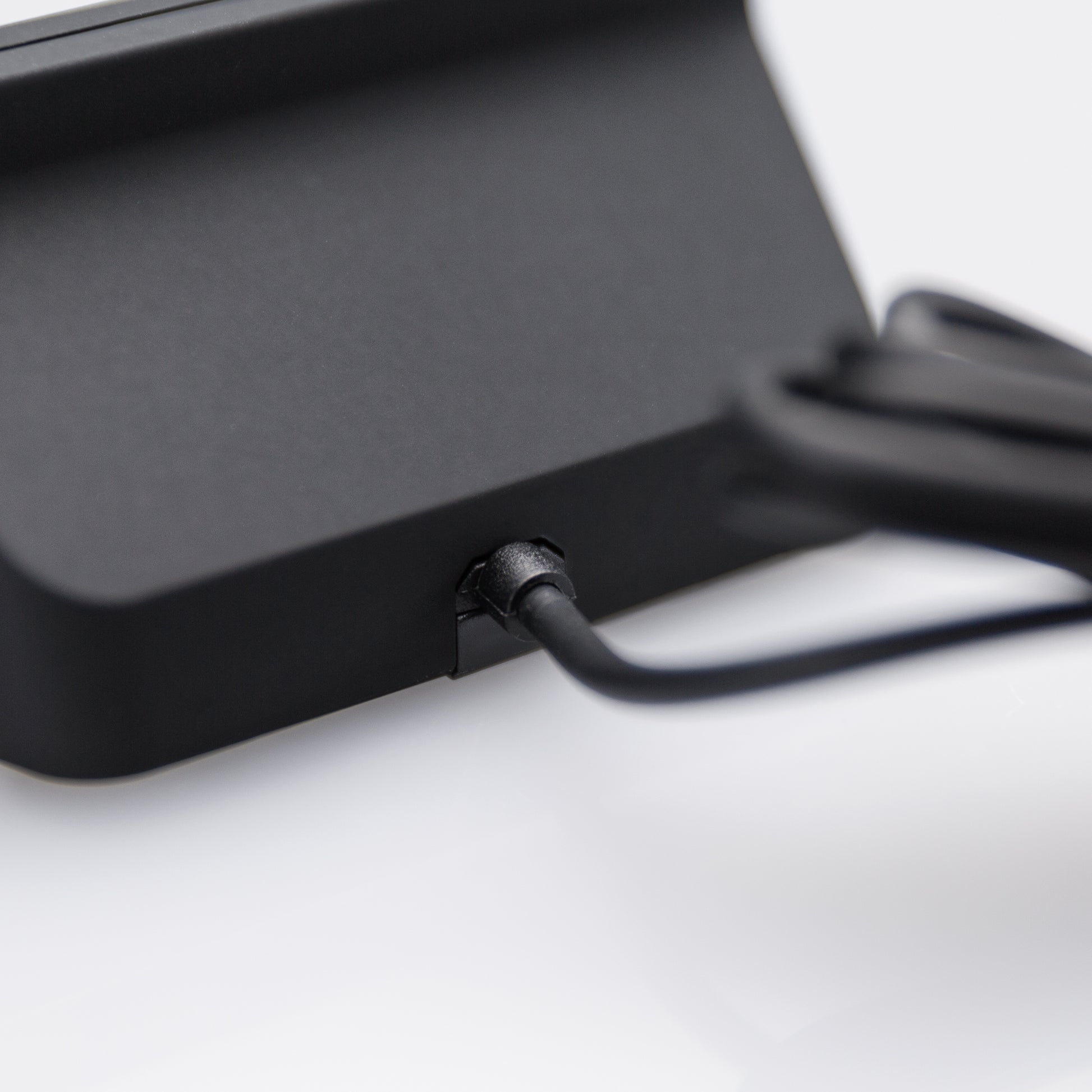 Xccess Desktop Dockingstation With Usb-C Black