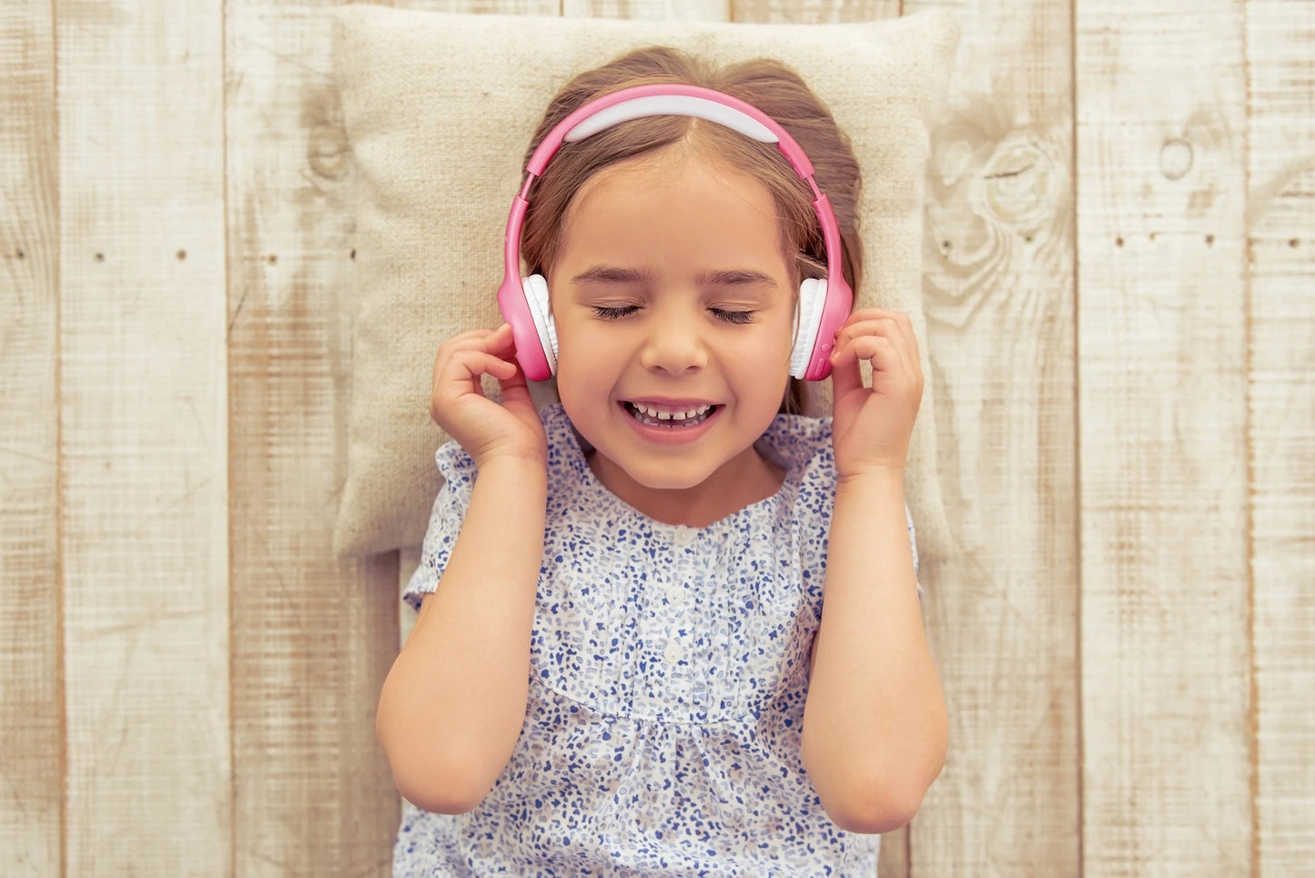 Lenco Hpb-110Pk Lenco On-Ear Stereo Bluetooth Headset For Kids Pink