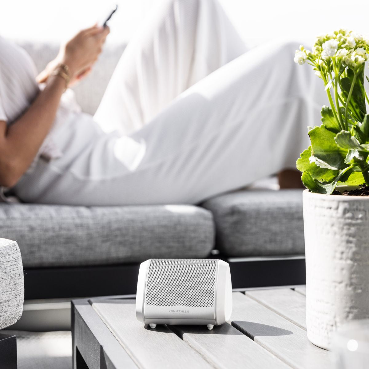 Vonmählen Air Beats Mini Portable Bluetooth Speaker Black