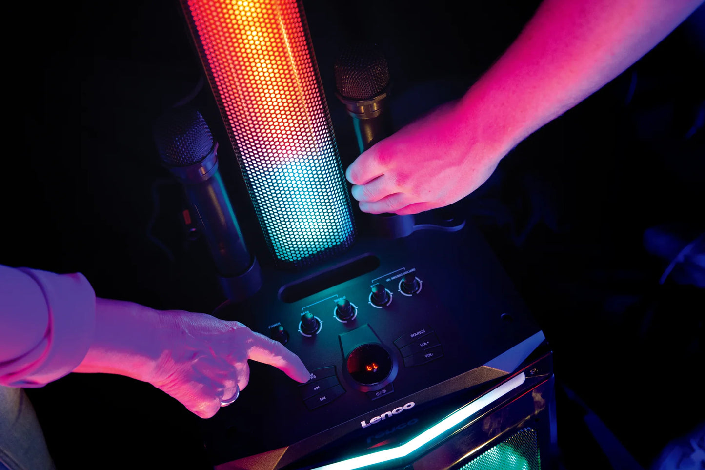Lenco Pa-220Bk Lenco Bluetooth Party Speaker + Remote + 2 Microphones Black